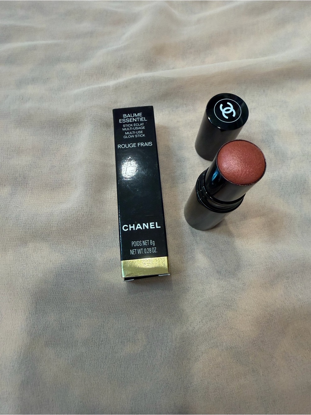 CHANEL Baume Essentiel Multi-Use Glow Stick - Rouge Frais